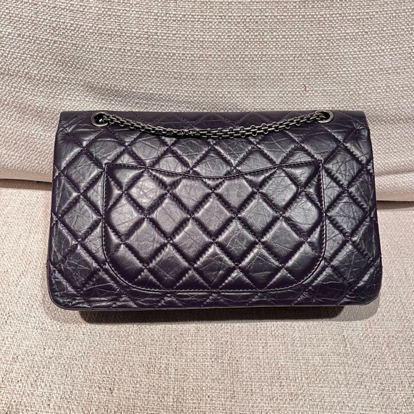 Chanel Large plum color 2.55 iconic classic double flap - Picture 3 of 13